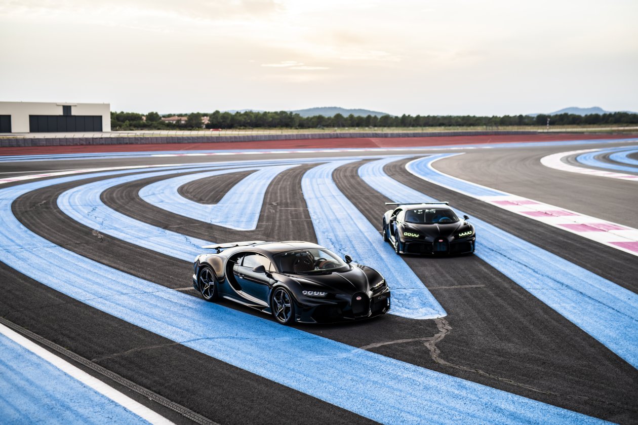 Bugatti Chiron 2022 8k