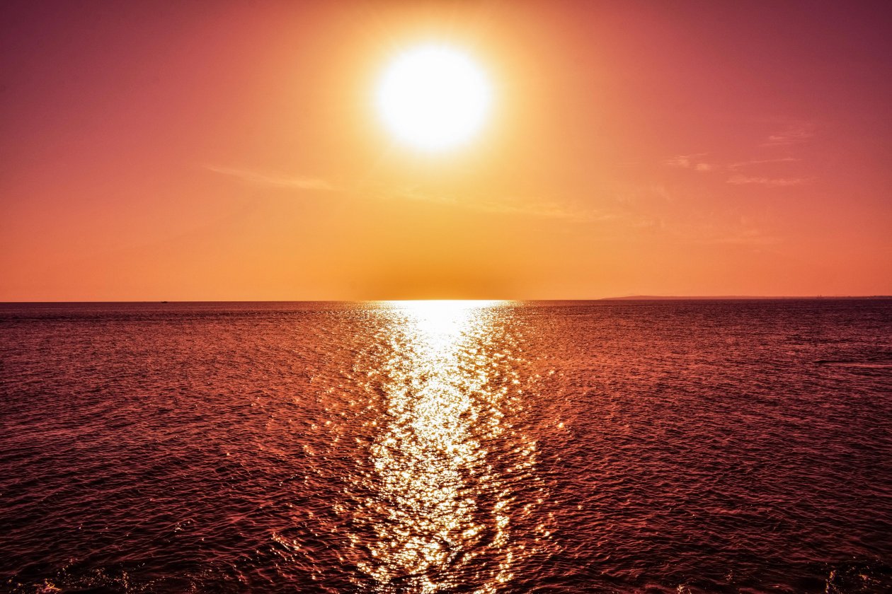 Sunlight Reflection Sea 5k
