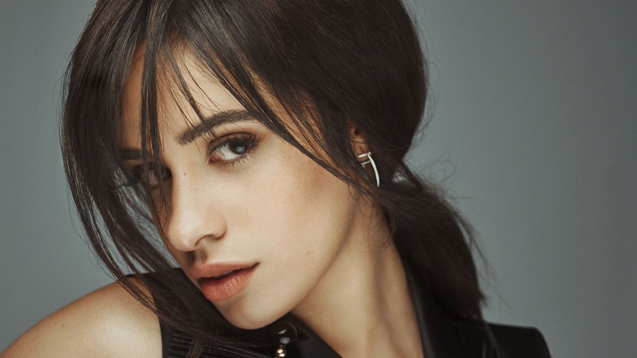Camila Cabello Elle 2019