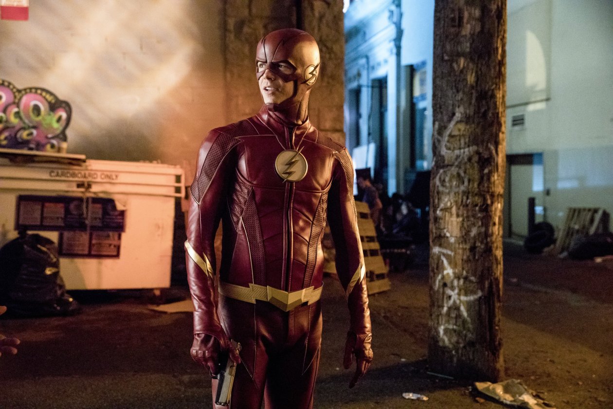 Barry Allen As Flash In The Flash Season 4 2017