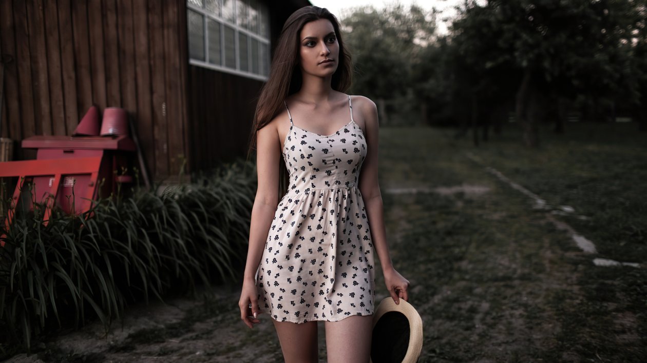 Girl White And Black Floral Spaghetti Strap Dress 5k