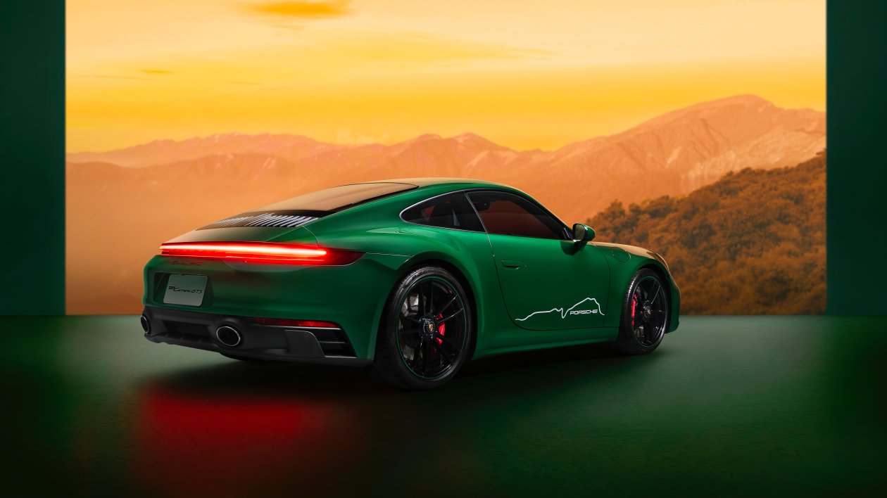 Porsche 911 Carrera GTS 50 Year Anniversary 5k