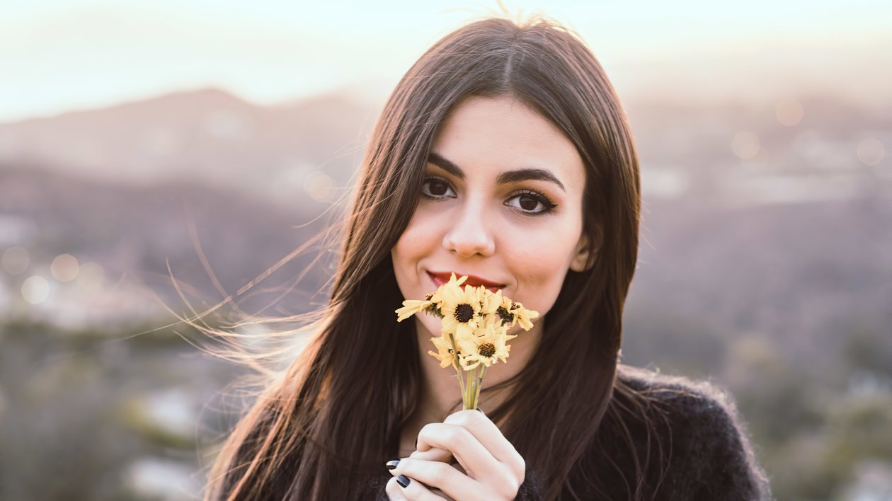 Victoria Justice Cute 2020