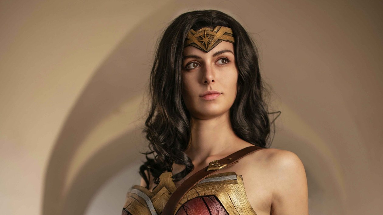 Wonder Woman Cosplay 2019 4k