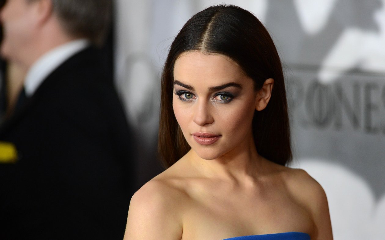 2017 Emilia Clarke HD