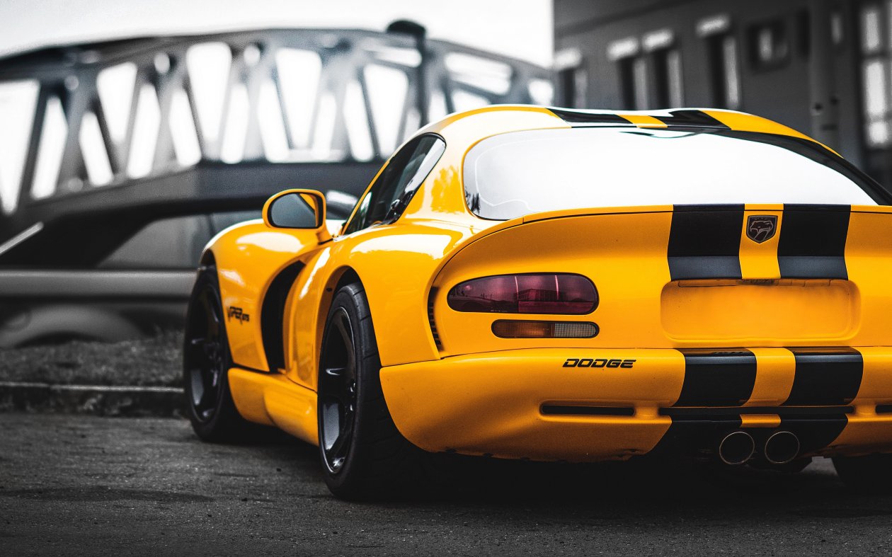 Dodge Viper Rear