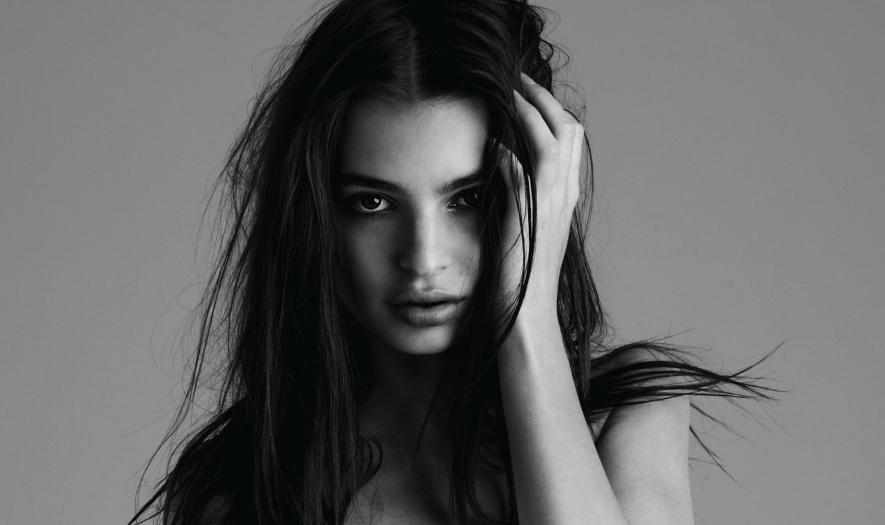 Emily Ratajkowski Monochrome