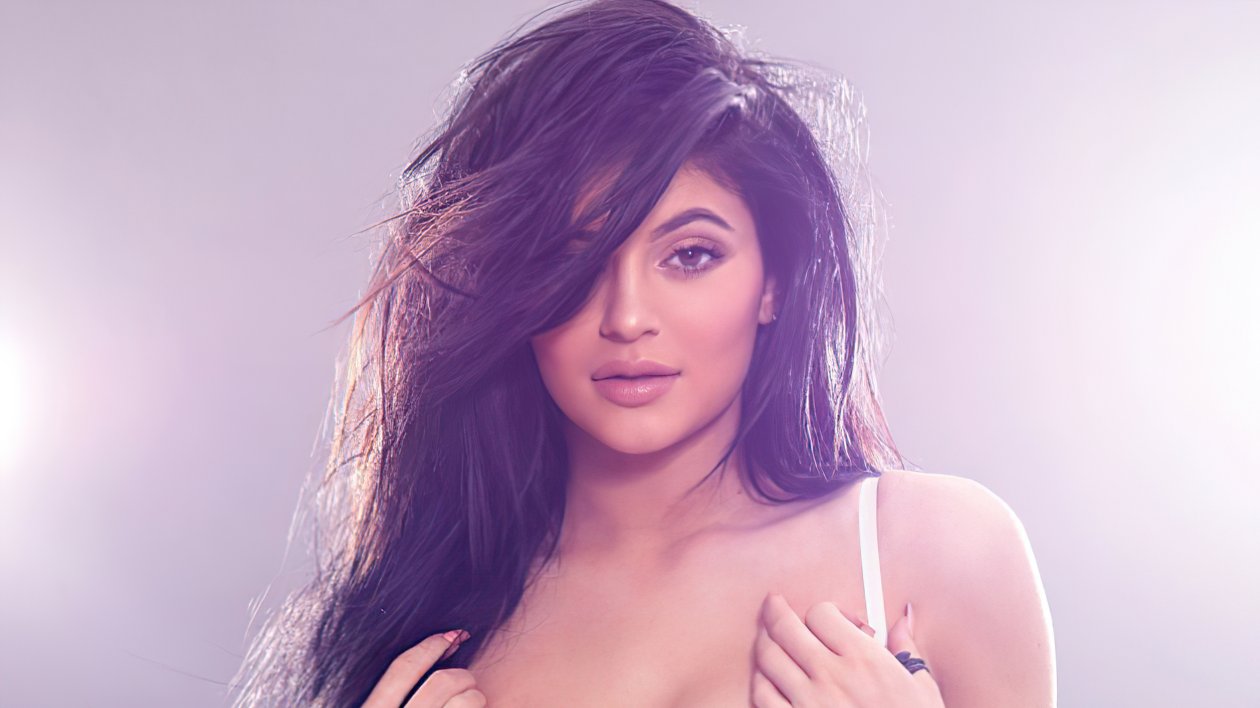 Kylie Jenner Remix Magazine