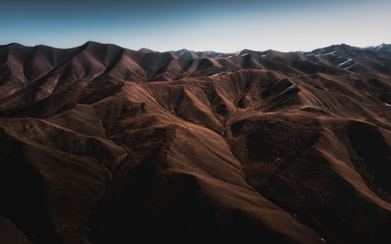 Mountainscape Top 5k