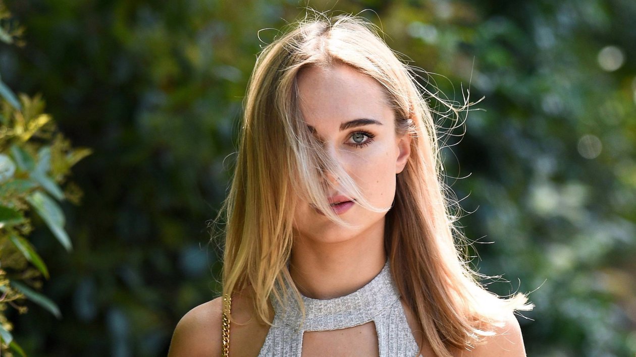 Fond d'écran Kimberley Garner