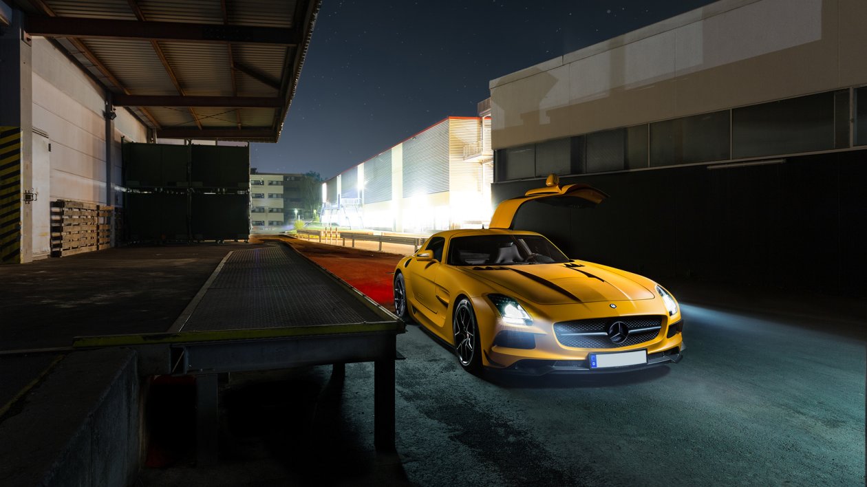 Mercedes Benz Amg GT Yellow