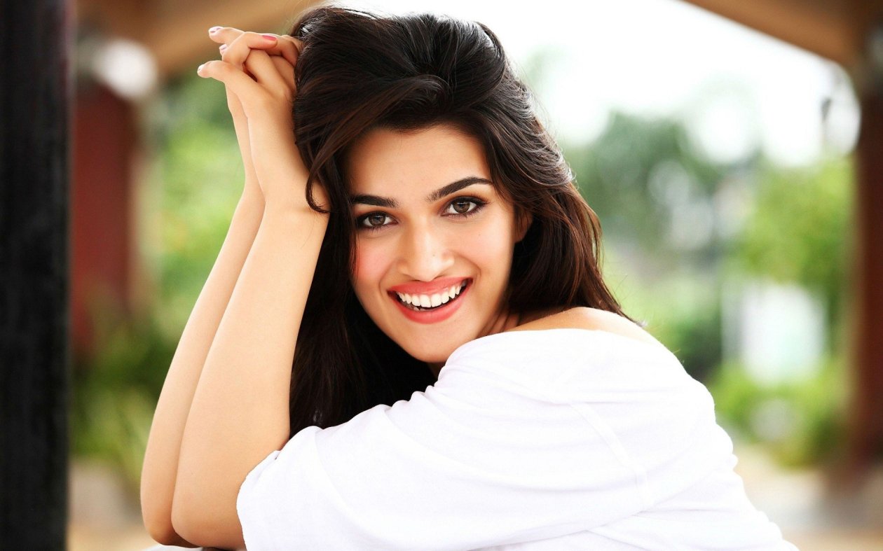 Kriti Sanon Smiling