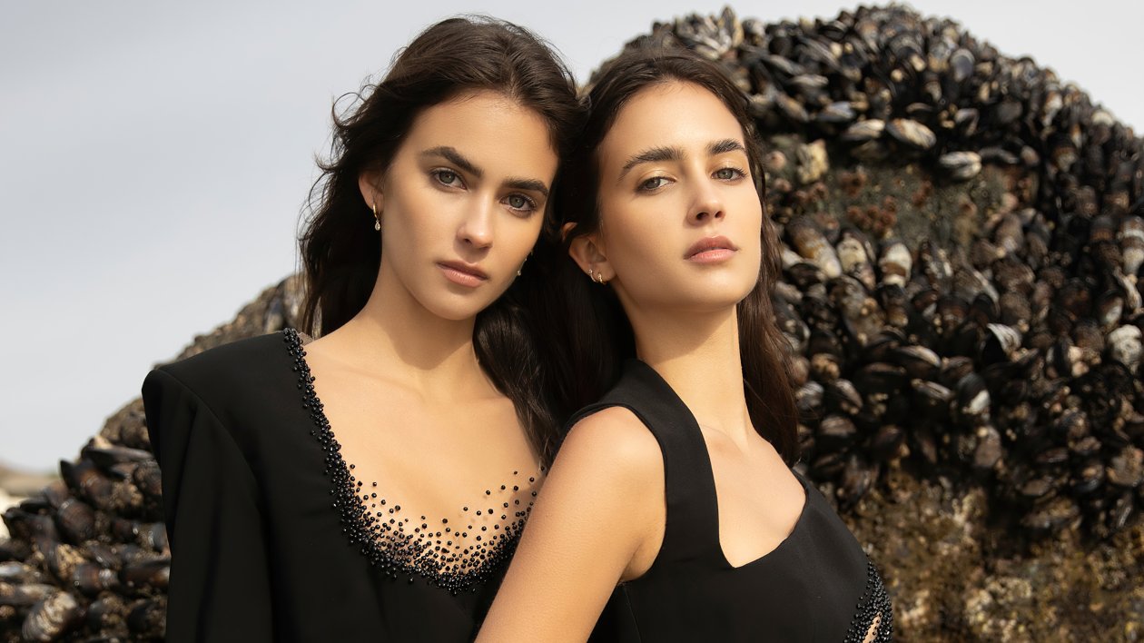 Fond d'écran Renee And Elisha Herbert