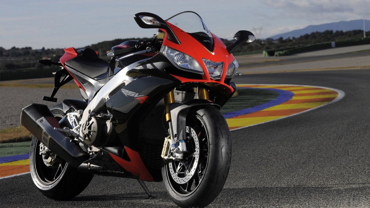 Aprilia RSV4