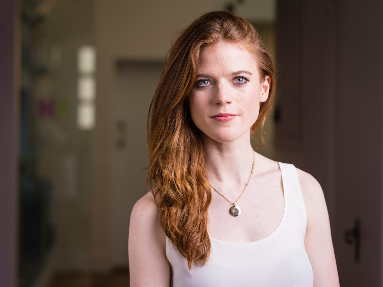 Rose Leslie 2017