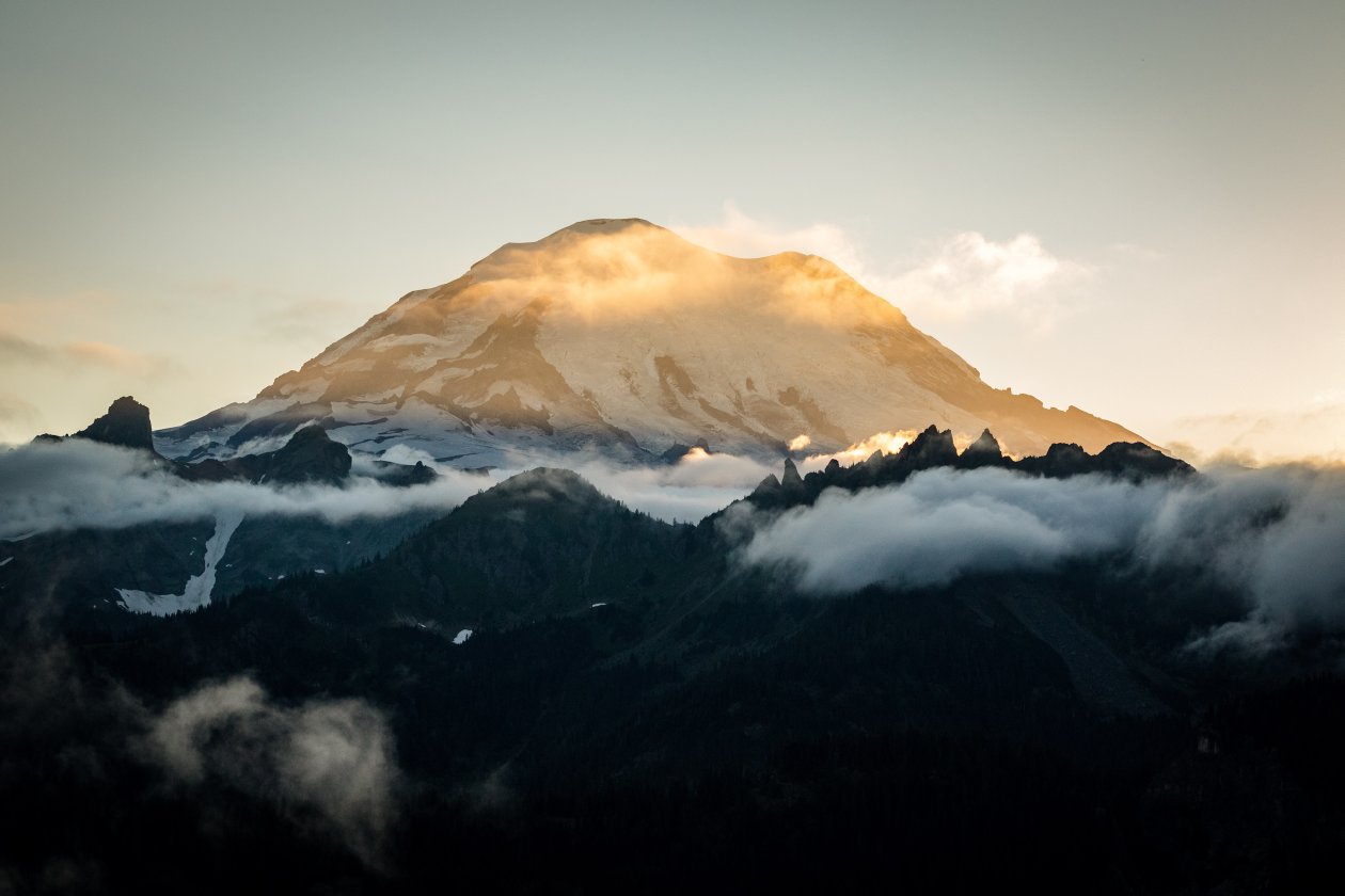 Sun Setting Behind Mount Rainier 5k