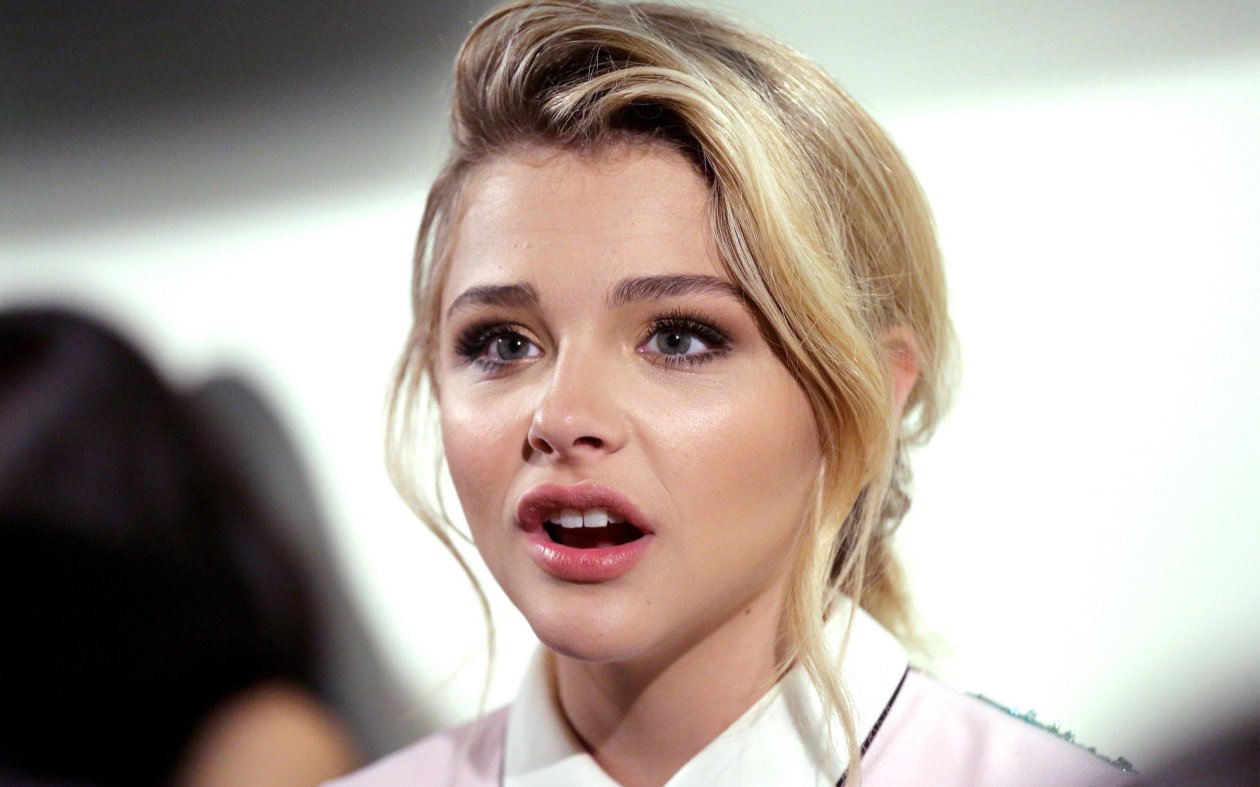 Chloe Moretz 19