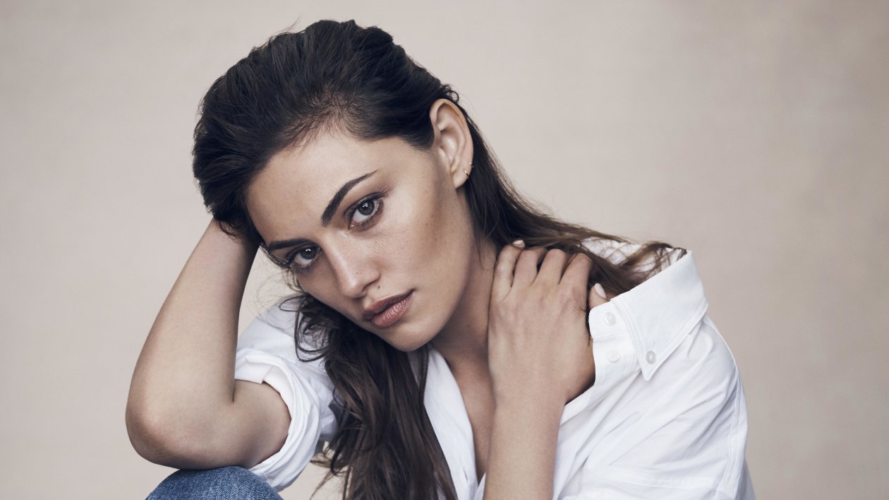 Phoebe Tonkin 4k 2018