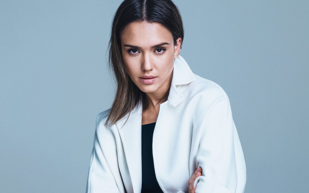 2016 Jessica Alba 2