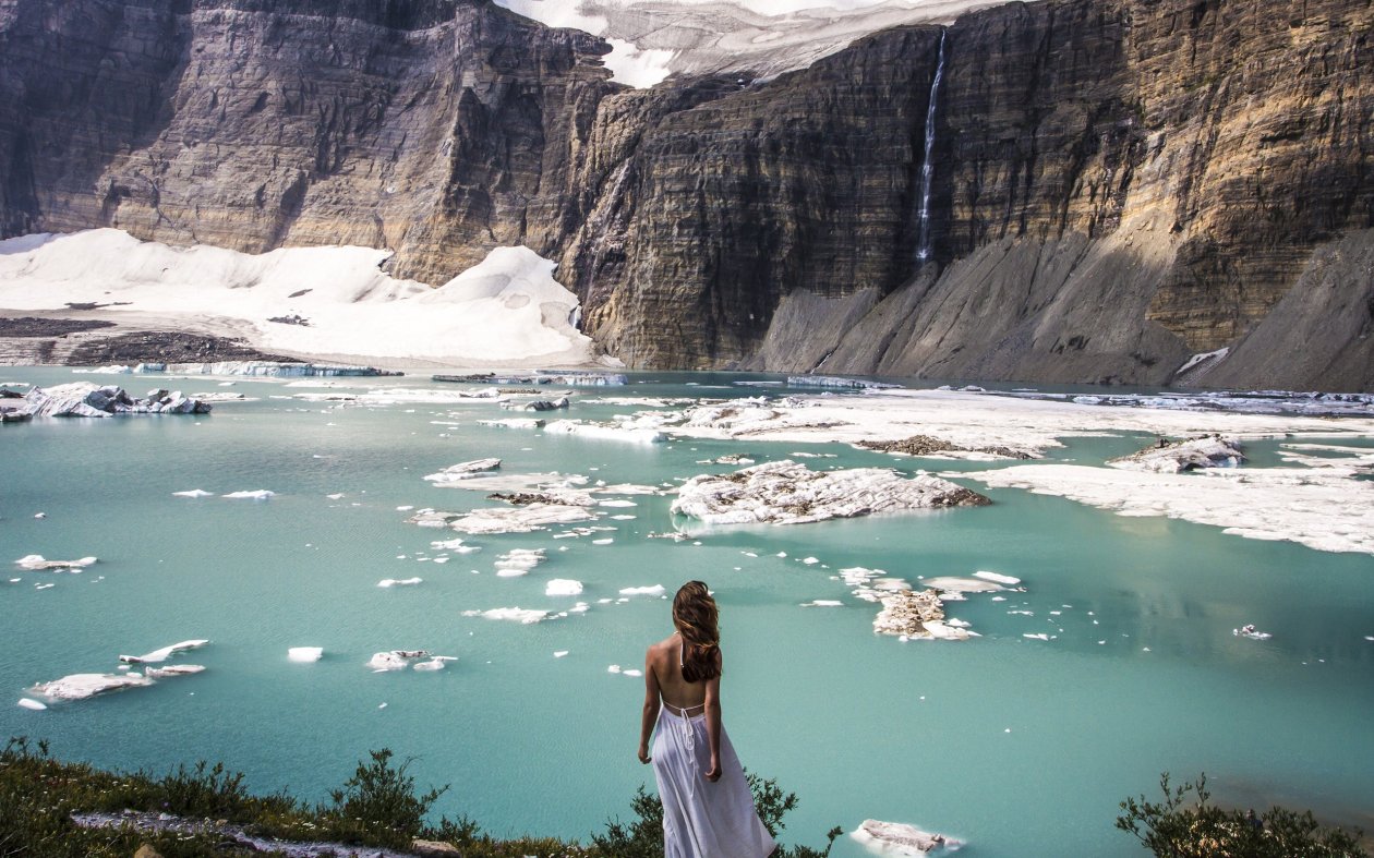 Girl Mountains Photography
