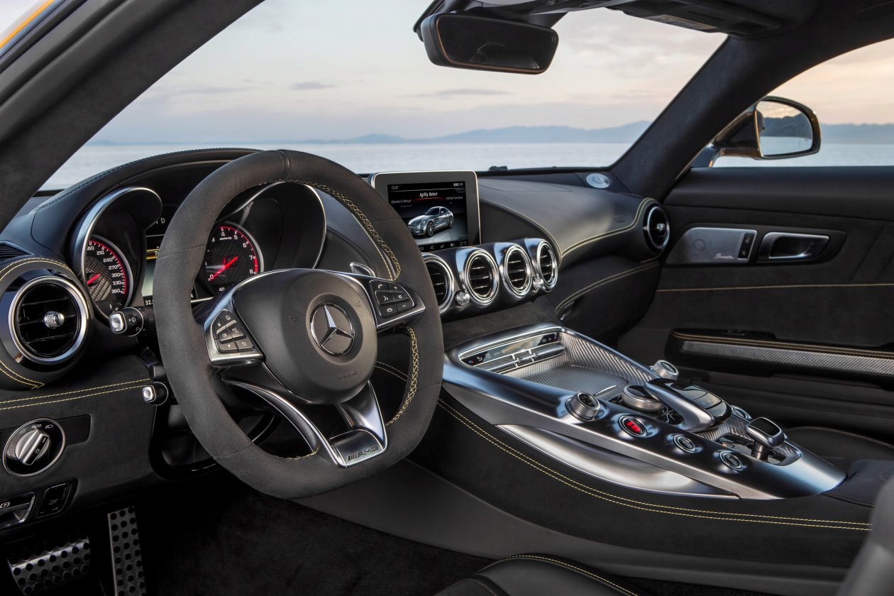 Mercedes AMG GT S 2017 Interior