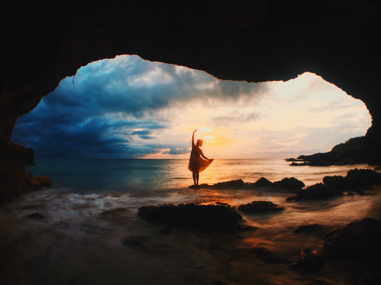 Girl Nature Cave 4k