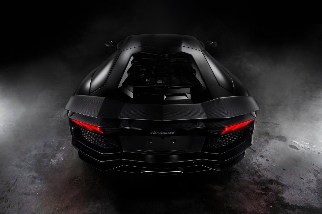 Black Lamborghini Aventador 8k