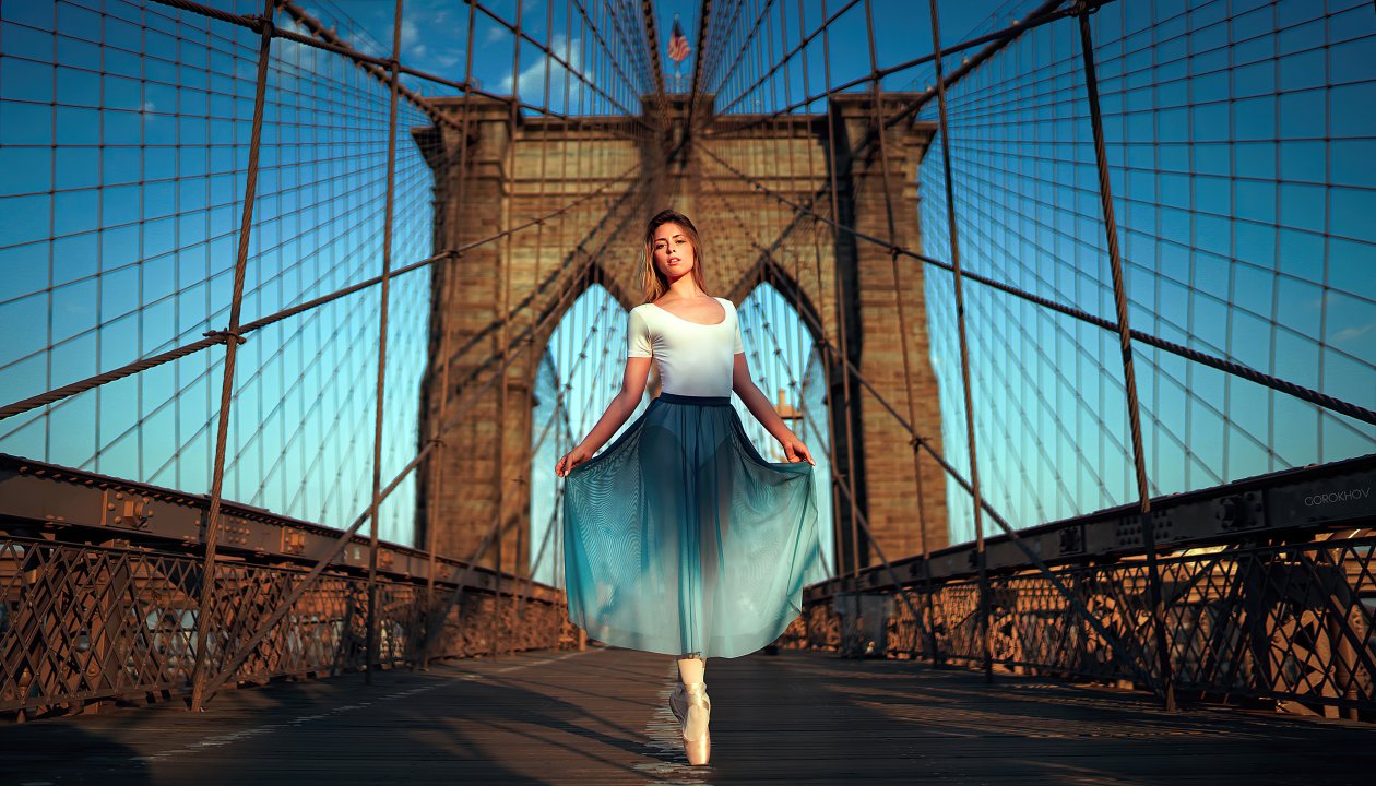 Ballerina At Brooklyn Bridge 4k