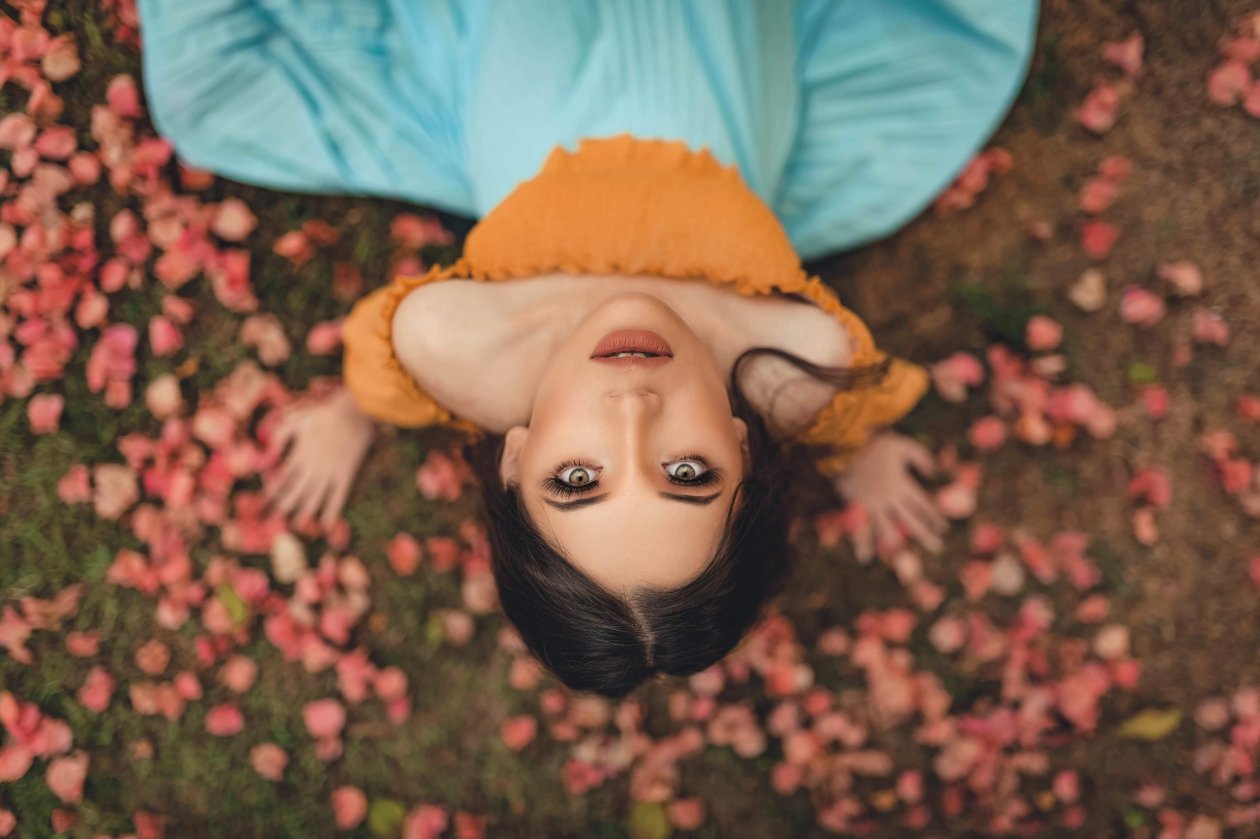 Black Hair Girl Looking Upward Depth Of Field