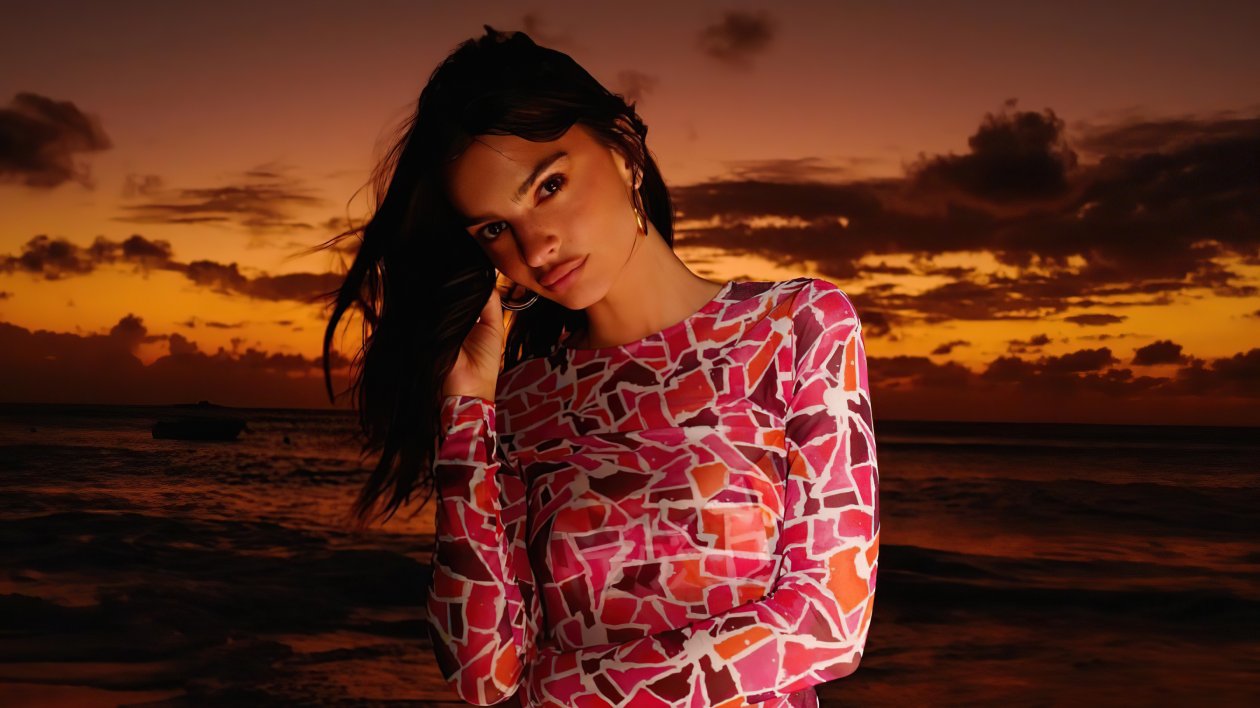 Emily Ratajkowski Inamorata Swim Spring 4k