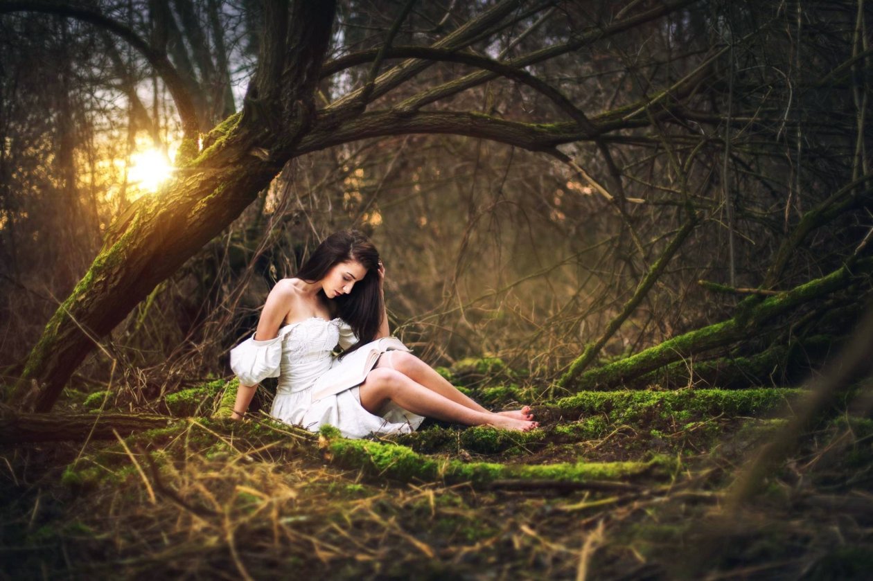 Girl Forest Photography