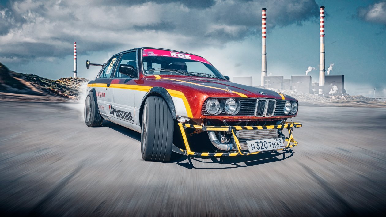 BMW 3 Series E30 Drifting 5k