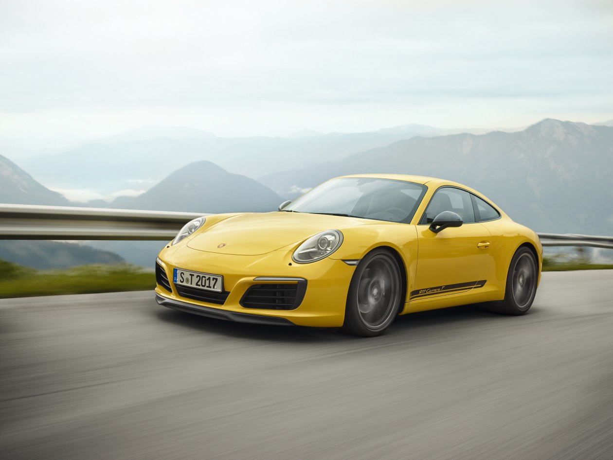 Porsche 911 Carrera T Coupe 2018 Front