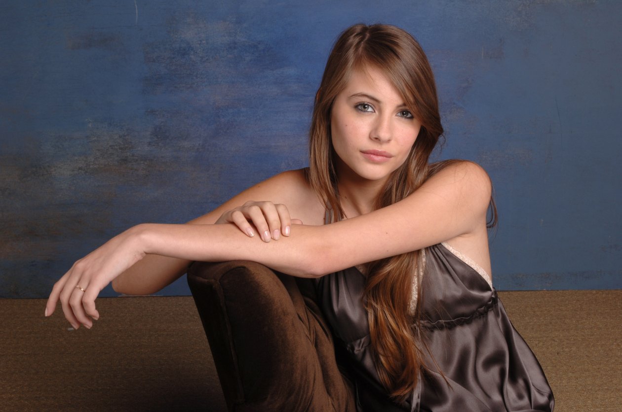 Willa Holland In 2017