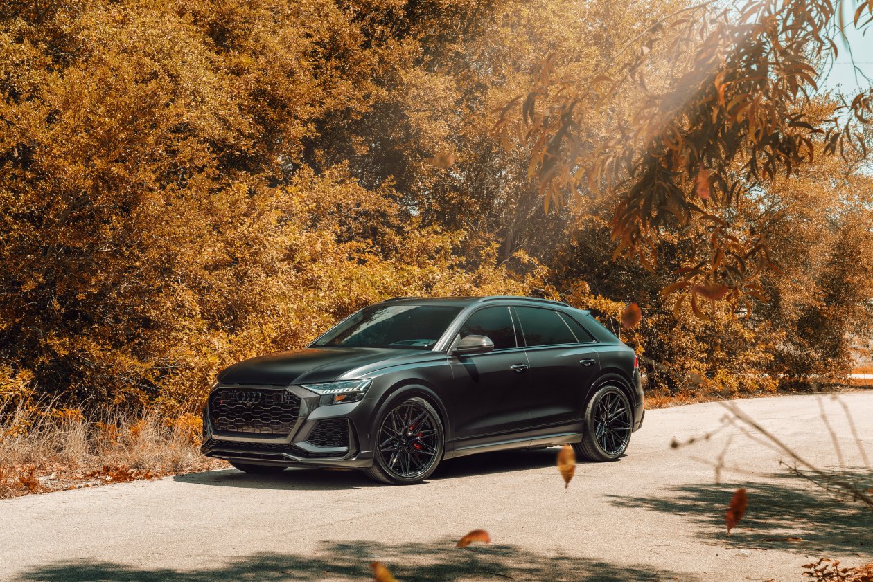Audi RSQ8 Vossen Satin Black 8k