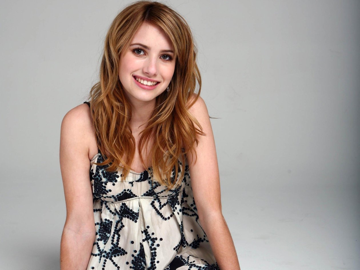Emma Roberts Cute