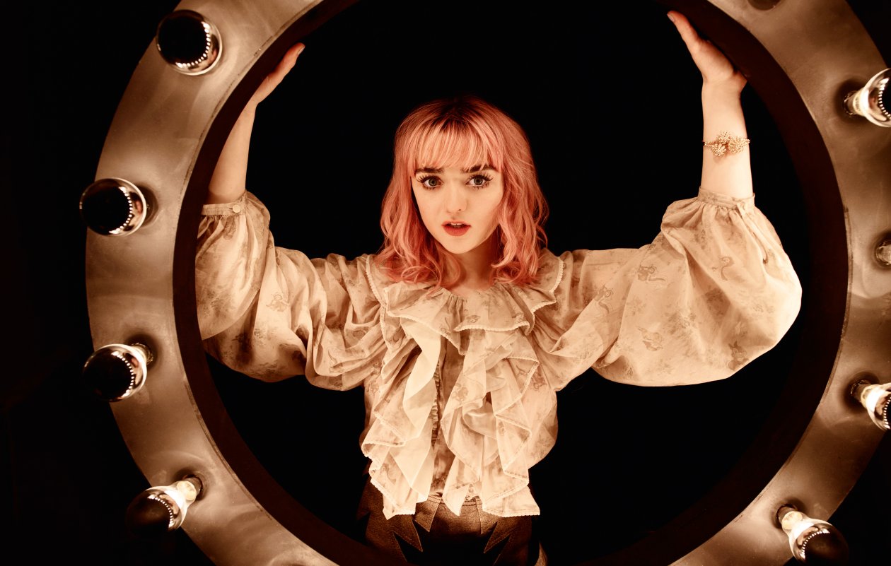 2019 Maisie Williams 8k