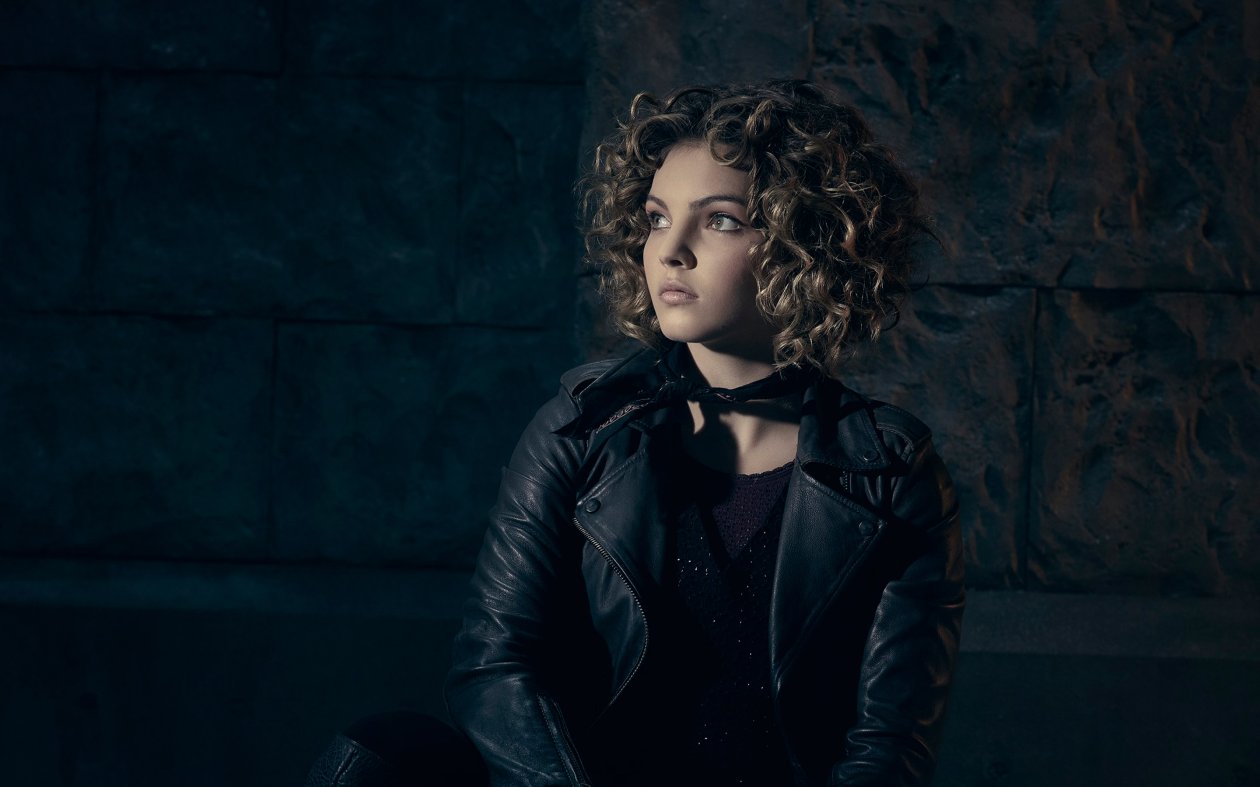 Camren Bicondova Gotham Season 3