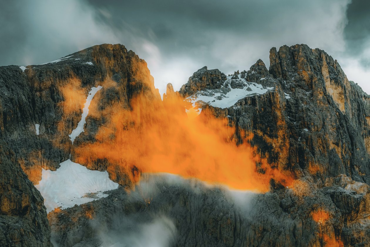 Sunset Southern Dolomites Mountains 5k