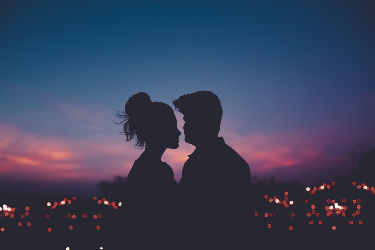 Couple Silhouette Evening 5k