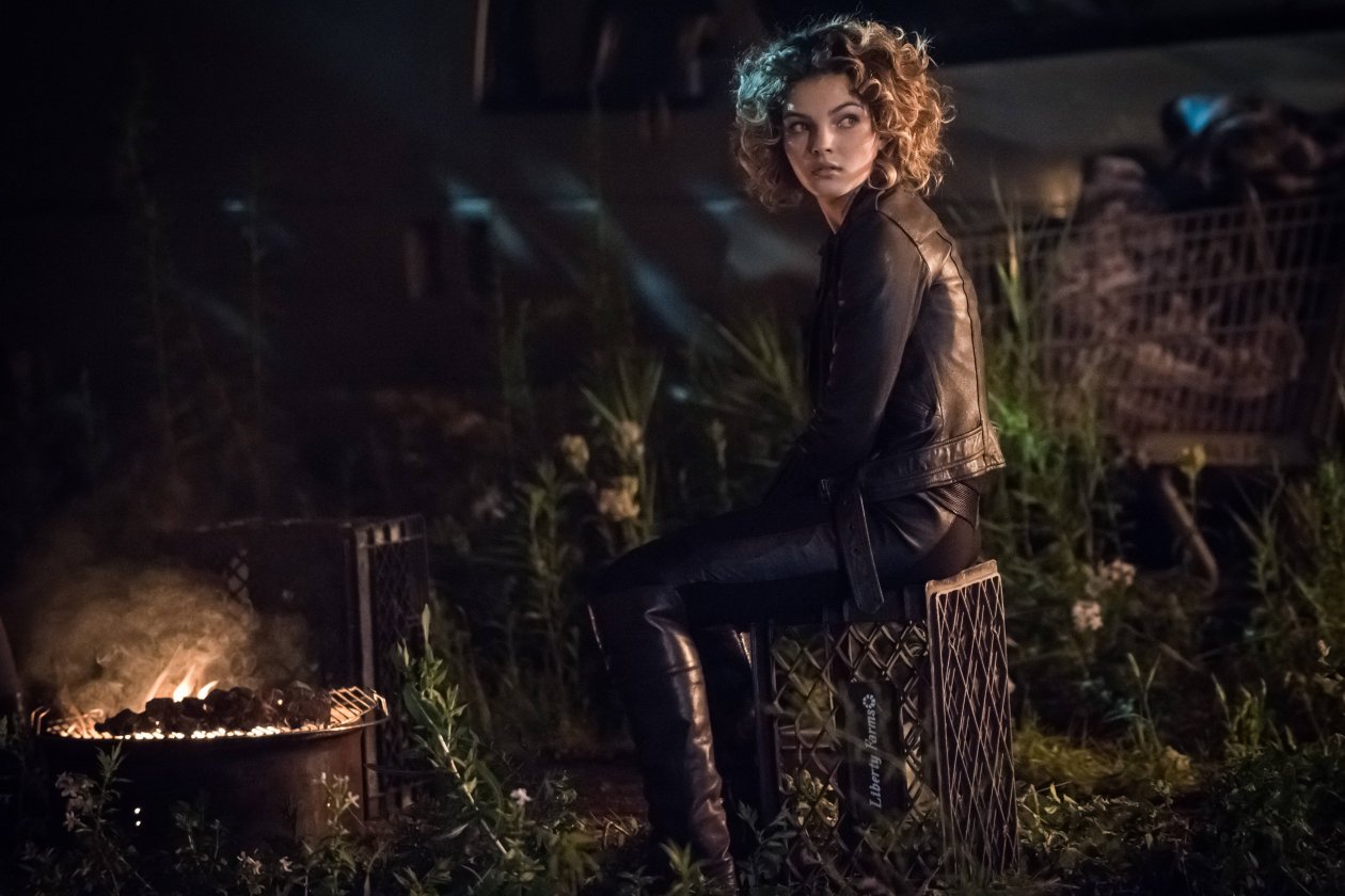 Camren Bicondova Gotham Season 4 2017
