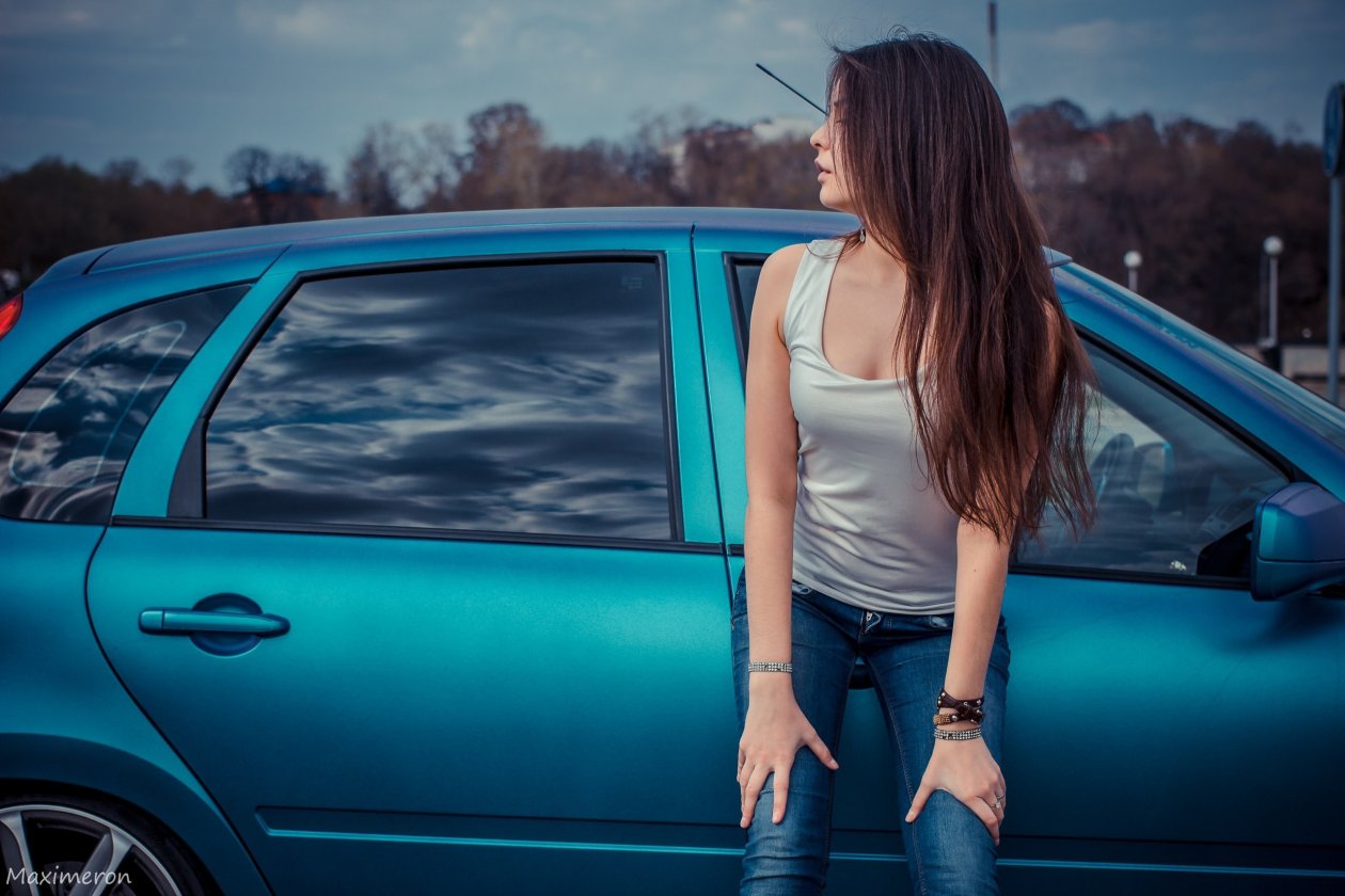 Long Hair Women With Cars
