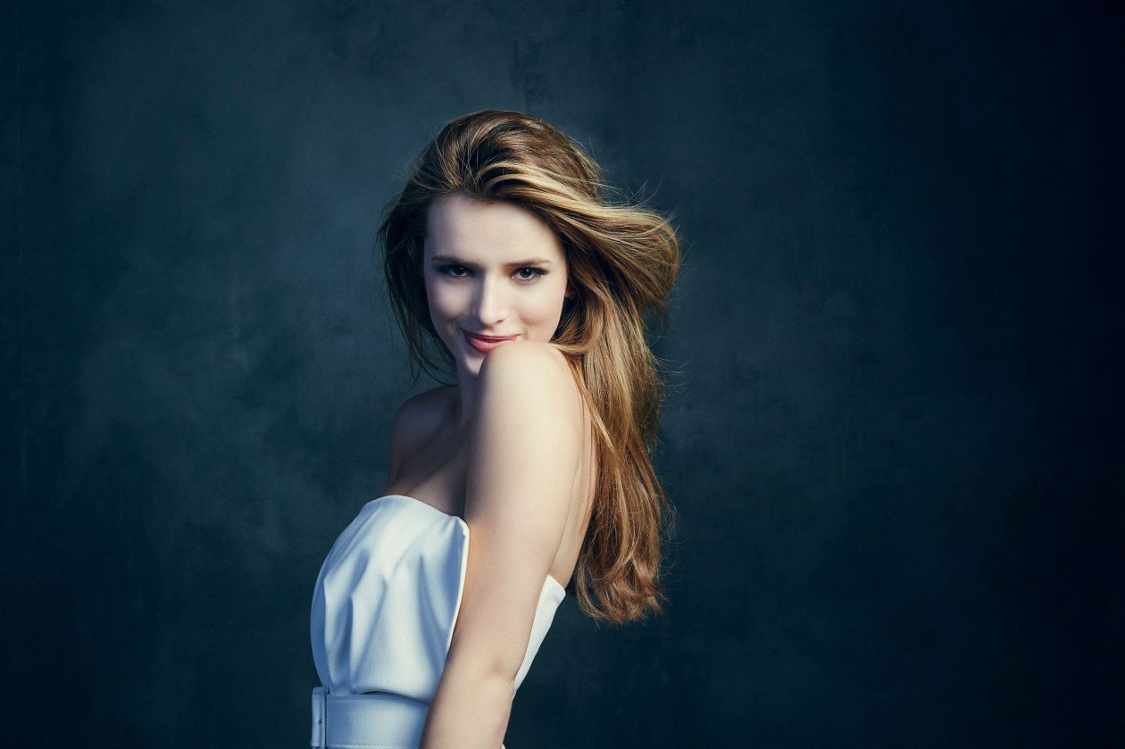 Beautiful Bella Thorne