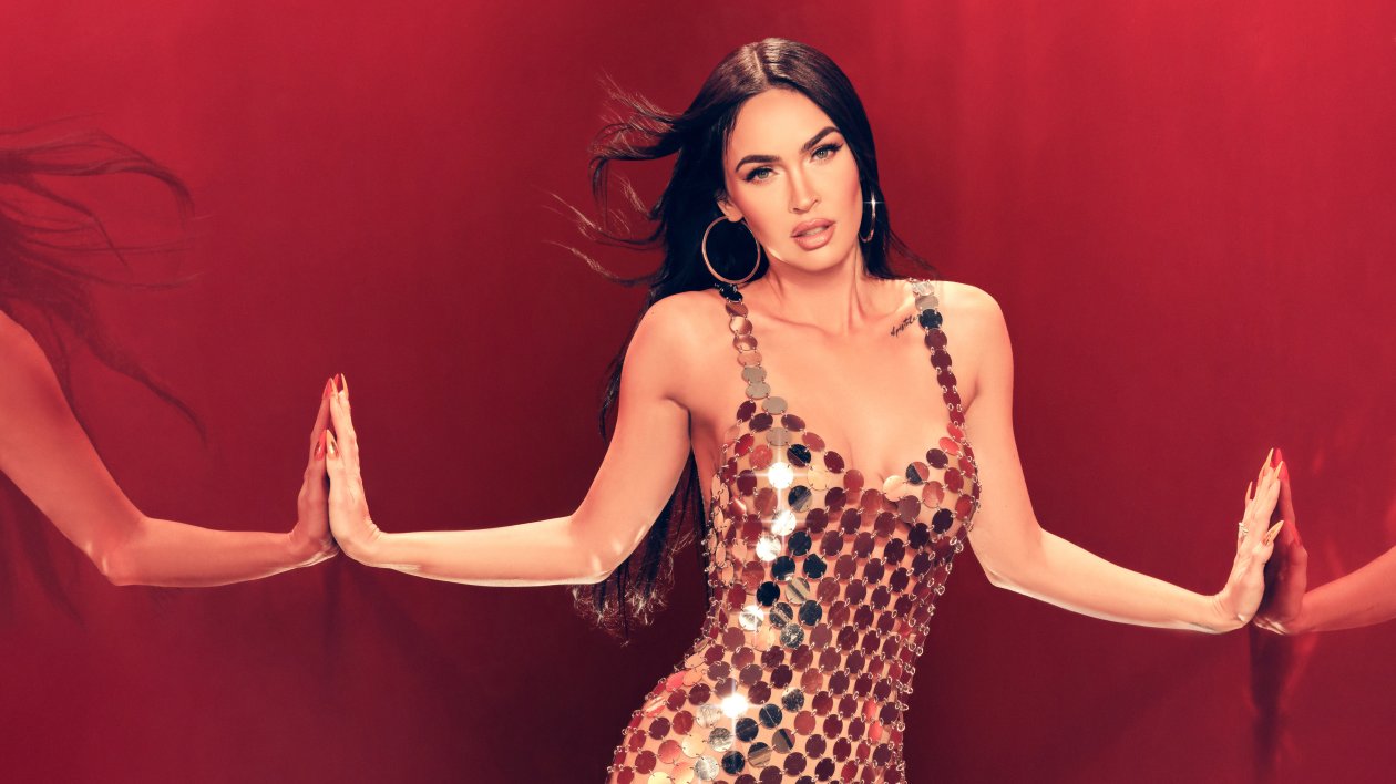 Megan Fox Boohoo 2022 5k