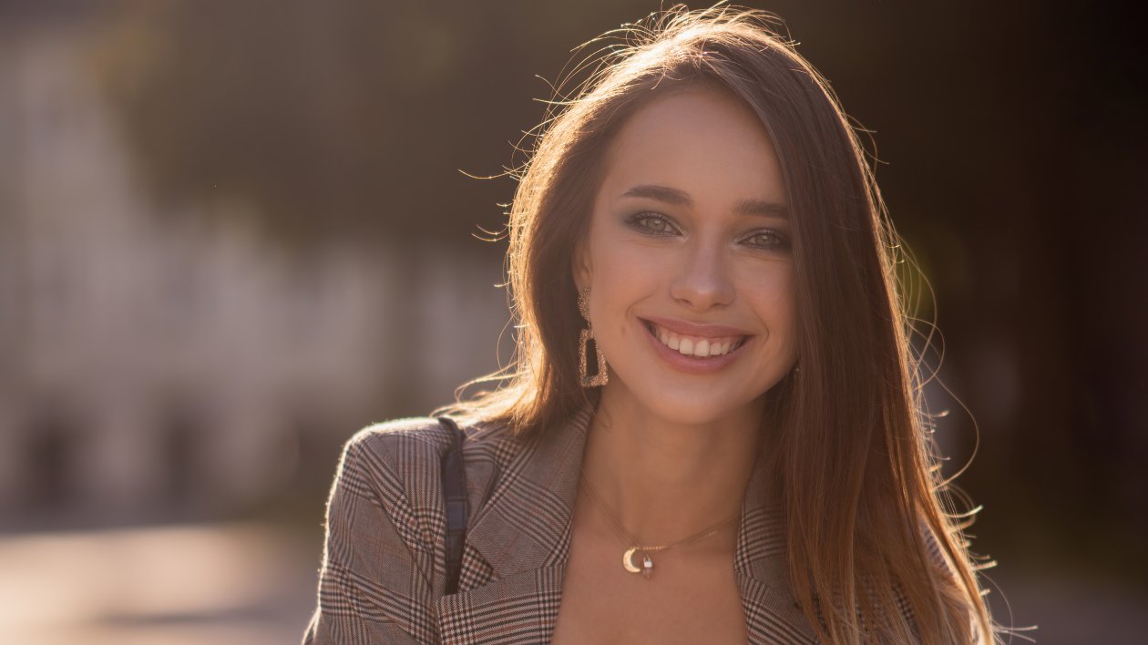 Preety Girl Smiling 4k