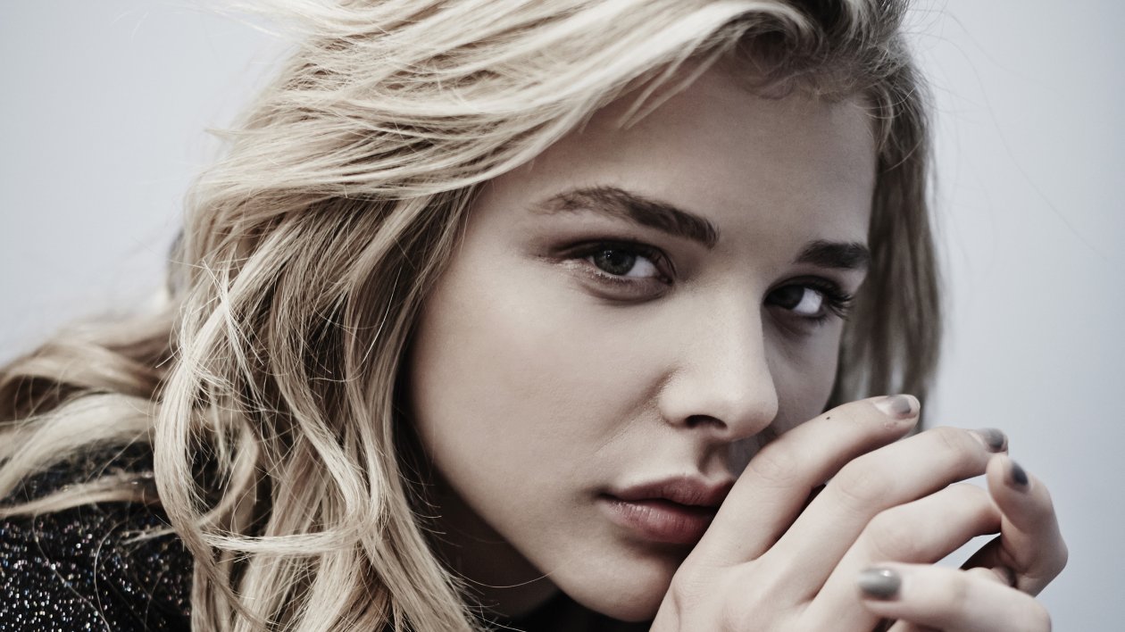 Chloe Moretz Portrait 4k