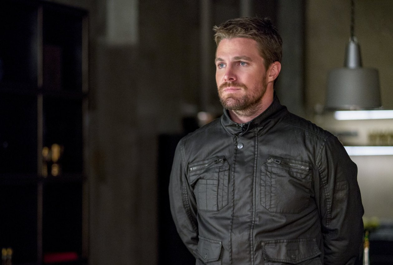 Stephen Amell As Oliver Queen Season 6