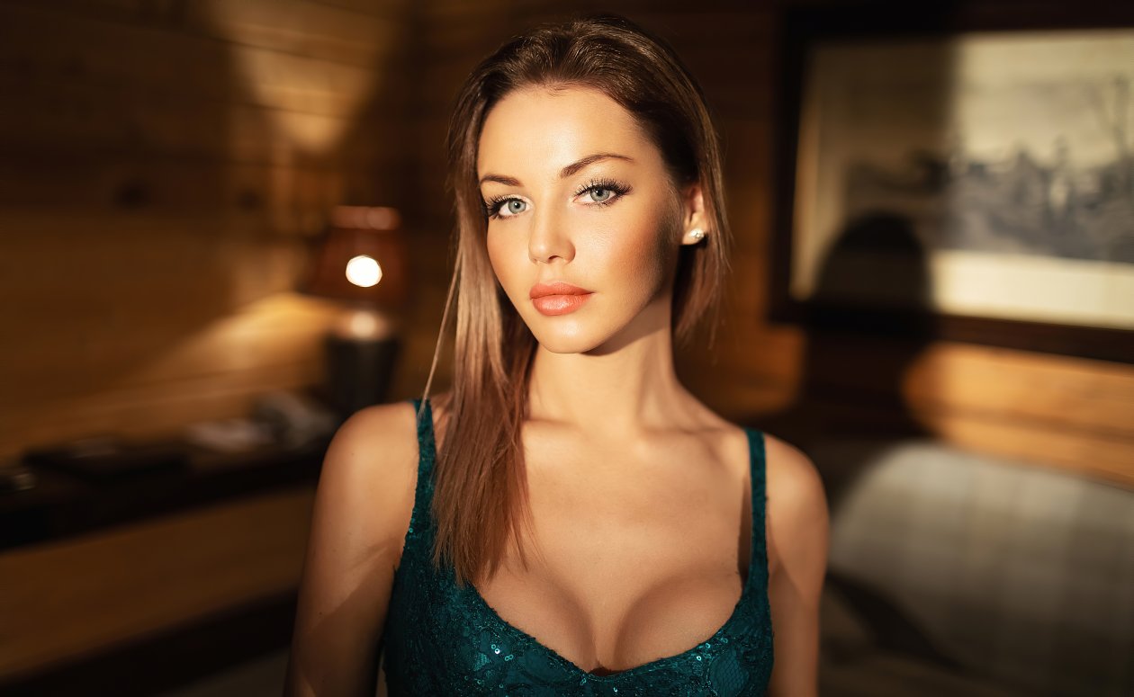 Girl Face Depth Looking At Viewer 4k