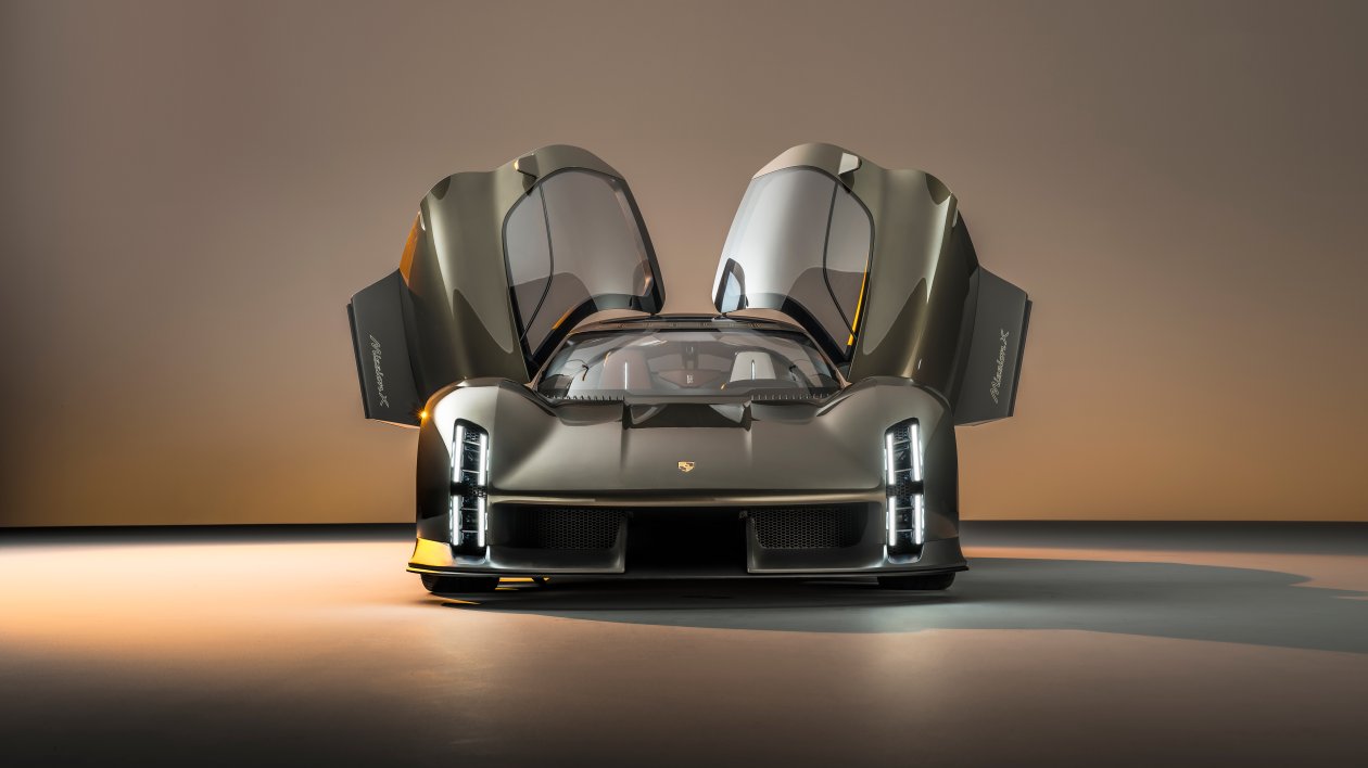2023 Porsche Mission X 8k