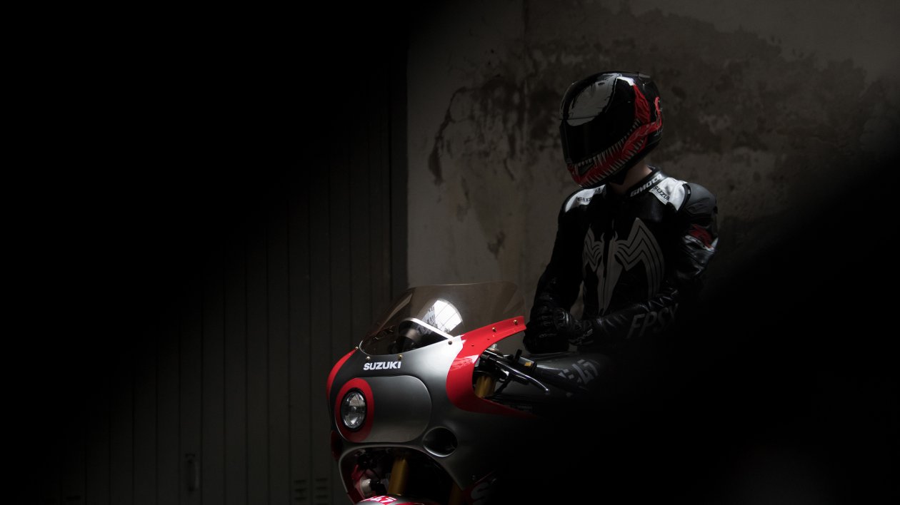 Suzuki GSX R 1100 Venom Helmet